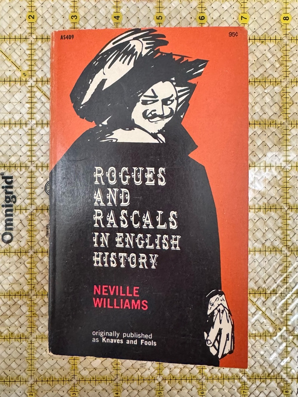 Vintage 1962 Rogues & Rascals in English History by Neville Williams